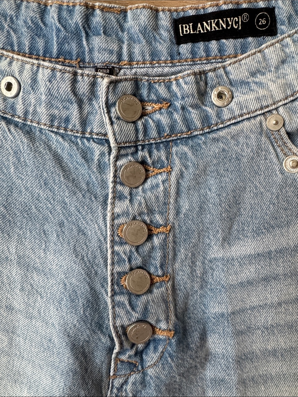 BlankNYC - Head to Head Adjustable Shorts - Picture 4 of 16